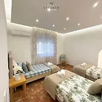 Elegant In With Private Pool Вилла Лоле