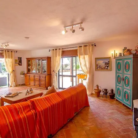 Elegant In With Private Pool