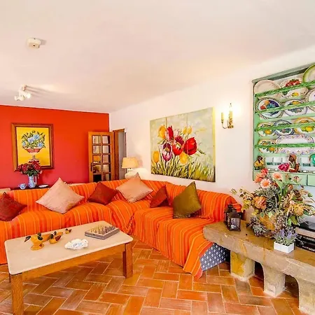 Elegant In With Private Pool *