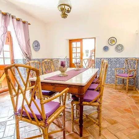 Elegant In With Private Pool