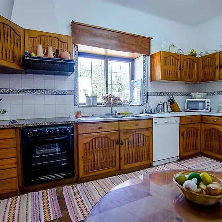 Elegant In With Private Pool Loulé