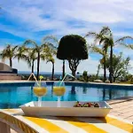 Elegant In With Private Pool Villa Loulé